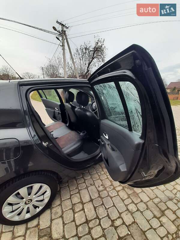 Хэтчбек Renault Clio 2011 в Львове фото 25 Хэтчбек Renault Clio 2011 в Львове