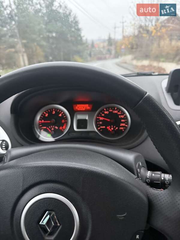 Хетчбек Renault Clio 2011 в Вінниці фото 8 Хетчбек Renault Clio 2011 в Вінниці