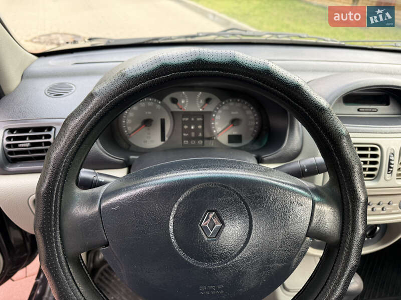 Седан Renault Clio 2006 в Белой Церкви