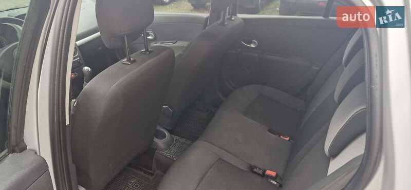 Універсал Renault Clio 2009 в Красилові фото 4 Універсал Renault Clio 2009 в Красилові