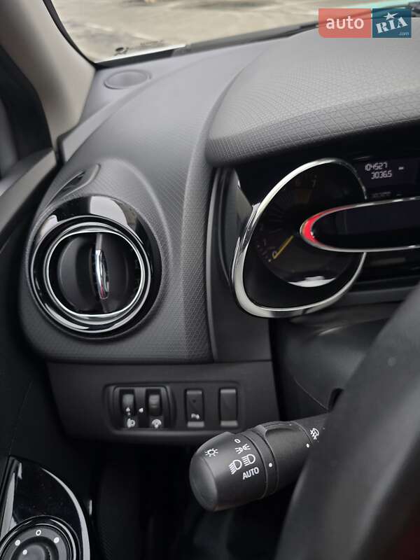 Универсал Renault Clio 2013 в Киеве фото 28 Универсал Renault Clio 2013 в Киеве