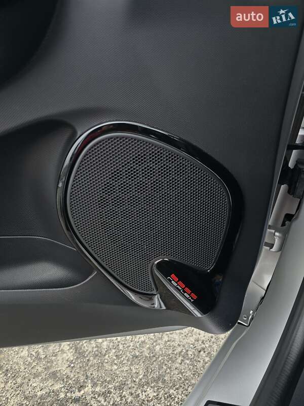 Универсал Renault Clio 2013 в Киеве фото 33 Универсал Renault Clio 2013 в Киеве