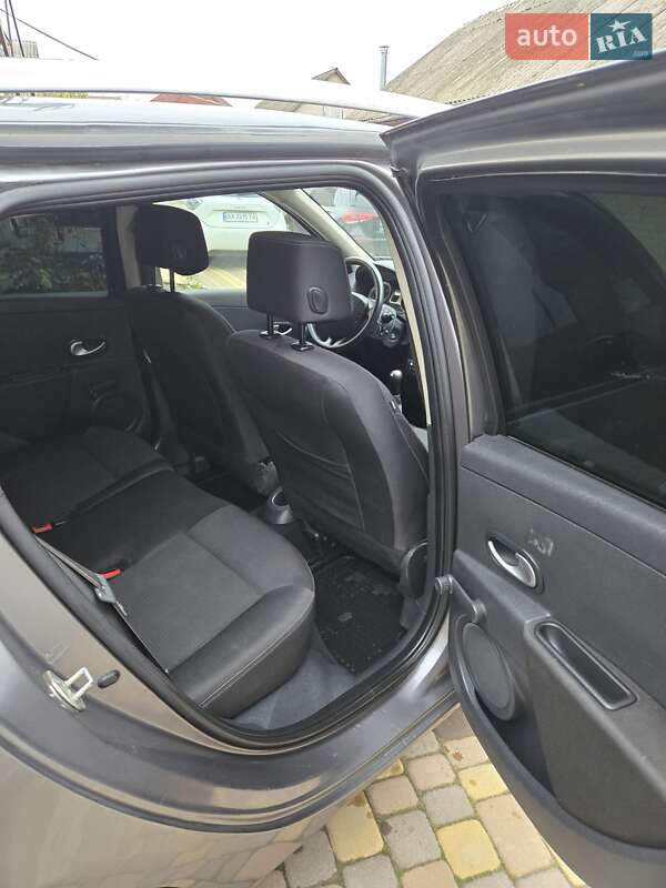 Универсал Renault Clio 2009 в Летичеве фото 7 Универсал Renault Clio 2009 в Летичеве