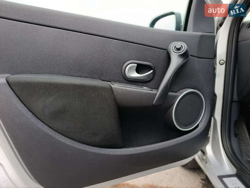 Універсал Renault Clio 2009 в Вінниці