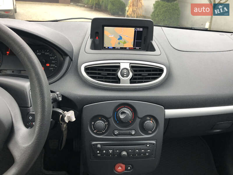 Універсал Renault Clio 2012 в Радивиліві фото 30 Універсал Renault Clio 2012 в Радивиліві