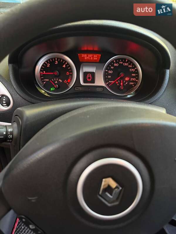 Хэтчбек Renault Clio 2012 в Запорожье
