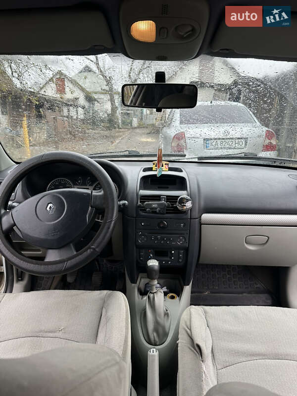 Хетчбек Renault Clio 2002 в Києві фото 9 Хетчбек Renault Clio 2002 в Києві