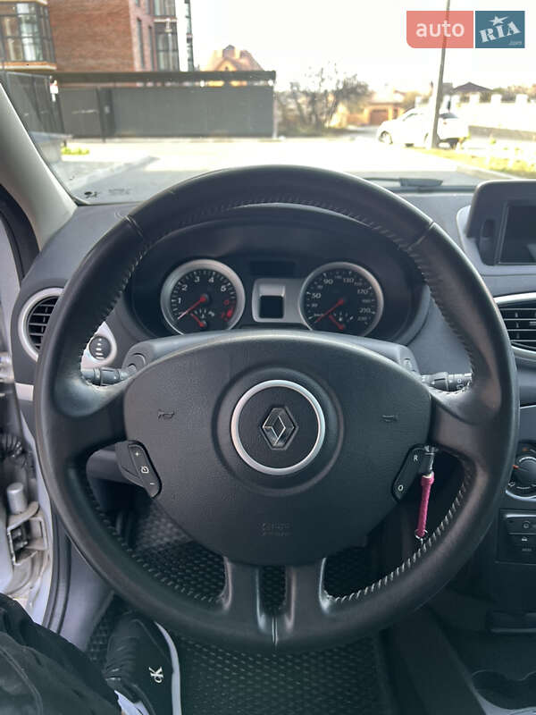 Універсал Renault Clio 2012 в Полтаві