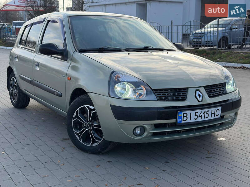 Хетчбек Renault Clio 2003 в Сумах