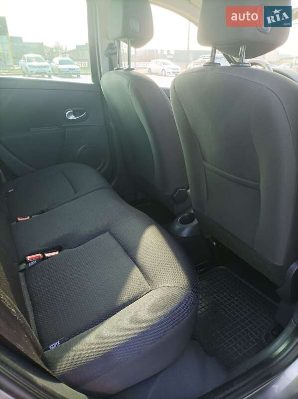 Універсал Renault Clio 2009 в Білій Церкві фото 16 Універсал Renault Clio 2009 в Білій Церкві