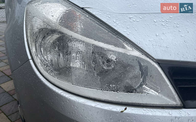 Хетчбек Renault Clio 2007 в Стрию фото 18 Хетчбек Renault Clio 2007 в Стрию