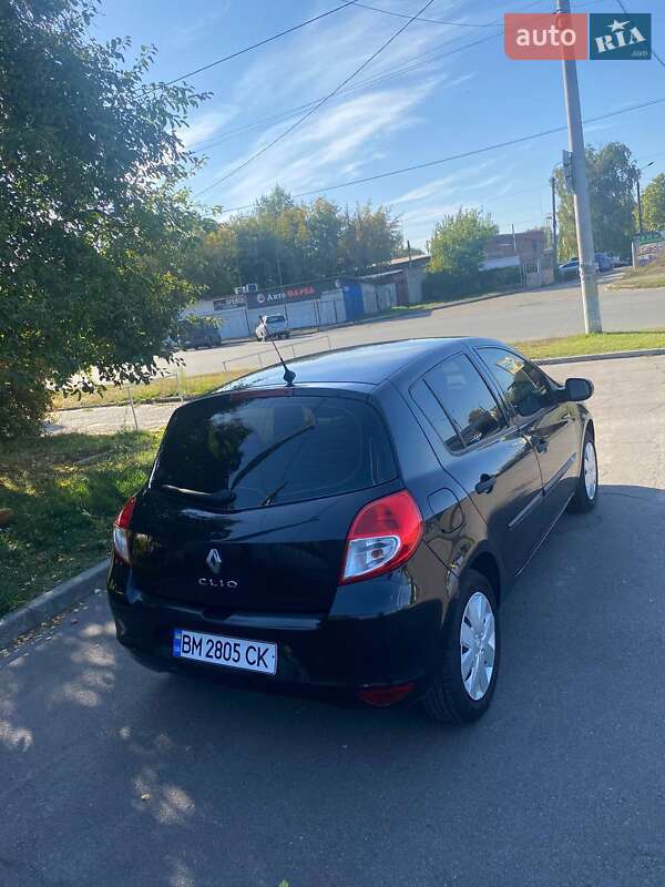 Хэтчбек Renault Clio 2009 в Сумах