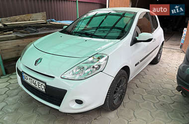 Хетчбек Renault Clio 2010 в Запоріжжі