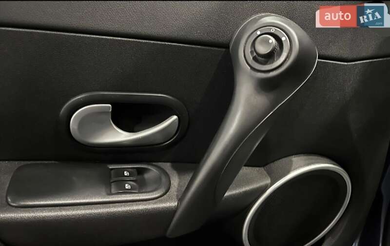 Универсал Renault Clio 2008 в Львове