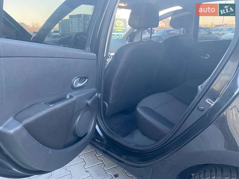 Універсал Renault Clio 2009 в Києві