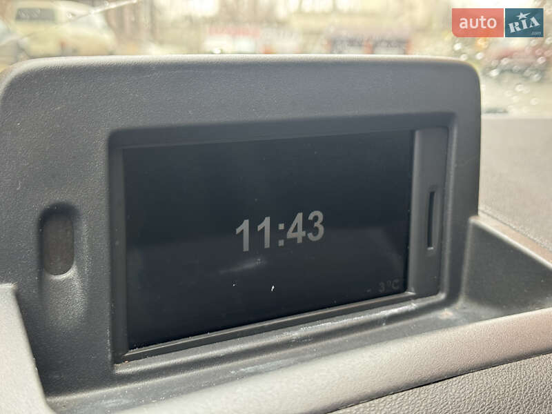 Хэтчбек Renault Clio 2011 в Нетешине фото 18 Хэтчбек Renault Clio 2011 в Нетешине