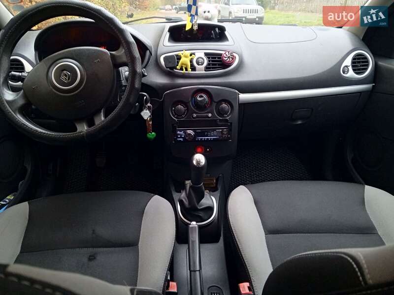 Универсал Renault Clio 2012 в Рокитном