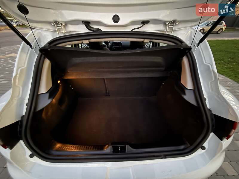 Хэтчбек Renault Clio 2014 в Одессе