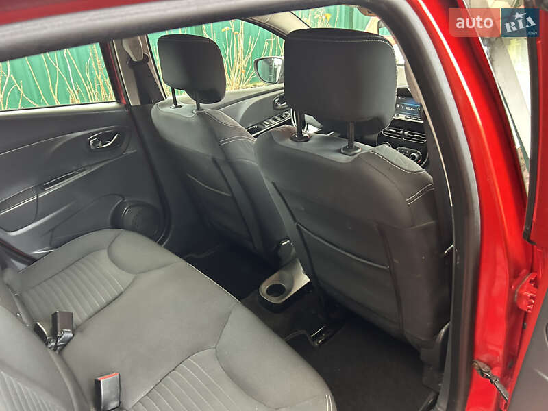 Хетчбек Renault Clio 2015 в Білій Церкві фото 54 Хетчбек Renault Clio 2015 в Білій Церкві