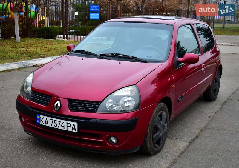 Renault Clio 2002