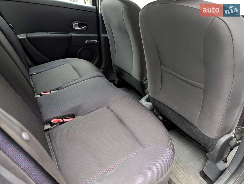 Хэтчбек Renault Clio 2008 в Львове фото 15 Хэтчбек Renault Clio 2008 в Львове