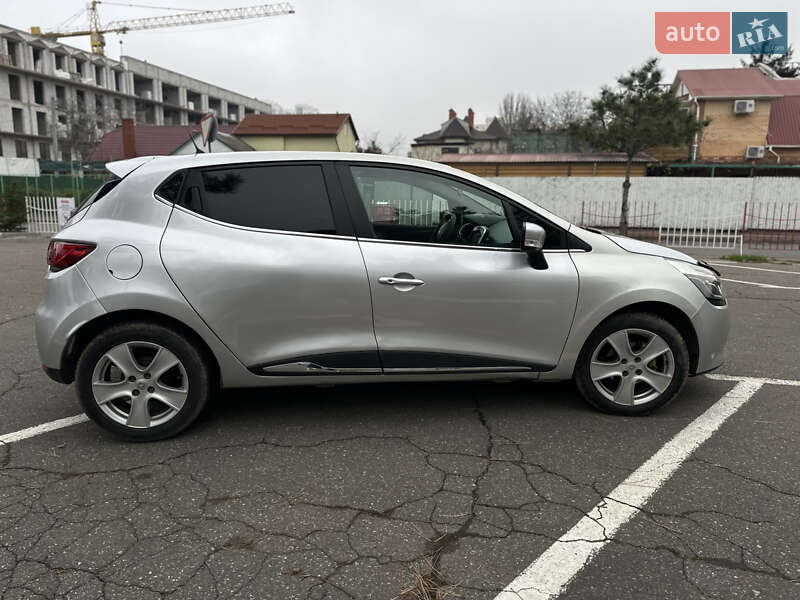 Хэтчбек Renault Clio 2015 в Одессе