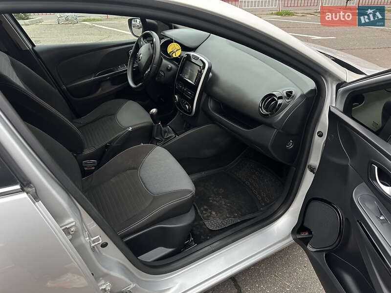 Хэтчбек Renault Clio 2015 в Одессе