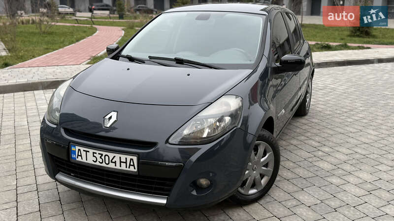 Хэтчбек Renault Clio 2012 в Ивано-Франковске
