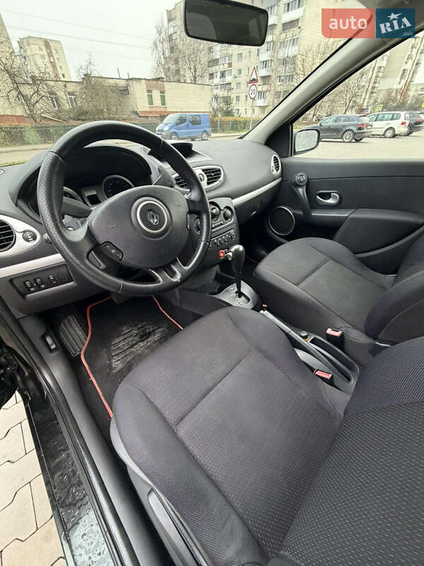 Хэтчбек Renault Clio 2007 в Луцке