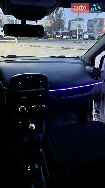 Хэтчбек Renault Clio 2016 в Днепре фото 101 Хэтчбек Renault Clio 2016 в Днепре