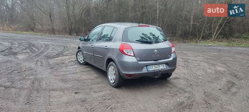 Хетчбек Renault Clio 2012 в Києві