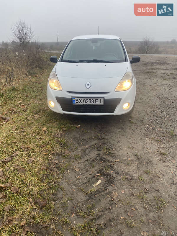 Хетчбек Renault Clio 2011 в Ізяславі фото 23 Хетчбек Renault Clio 2011 в Ізяславі