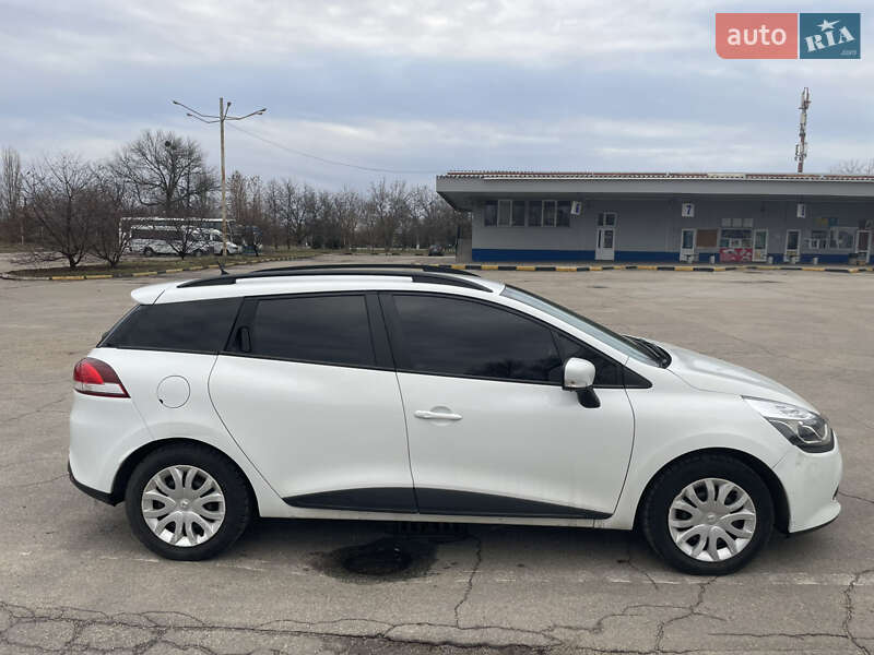 Универсал Renault Clio 2015 в Ивано-Франковске фото 4 Универсал Renault Clio 2015 в Ивано-Франковске