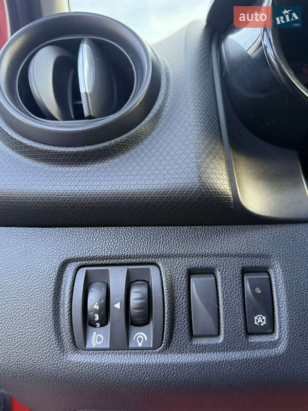 Хэтчбек Renault Clio 2016 в Николаеве фото 15 Хэтчбек Renault Clio 2016 в Николаеве