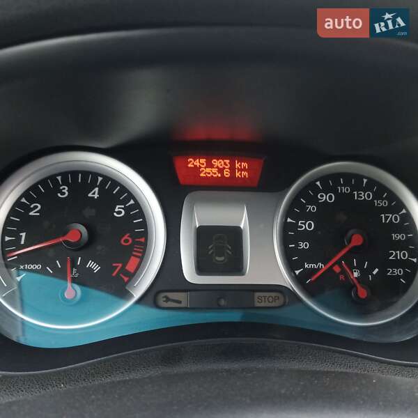 Универсал Renault Clio 2009 в Луцке фото 6 Универсал Renault Clio 2009 в Луцке