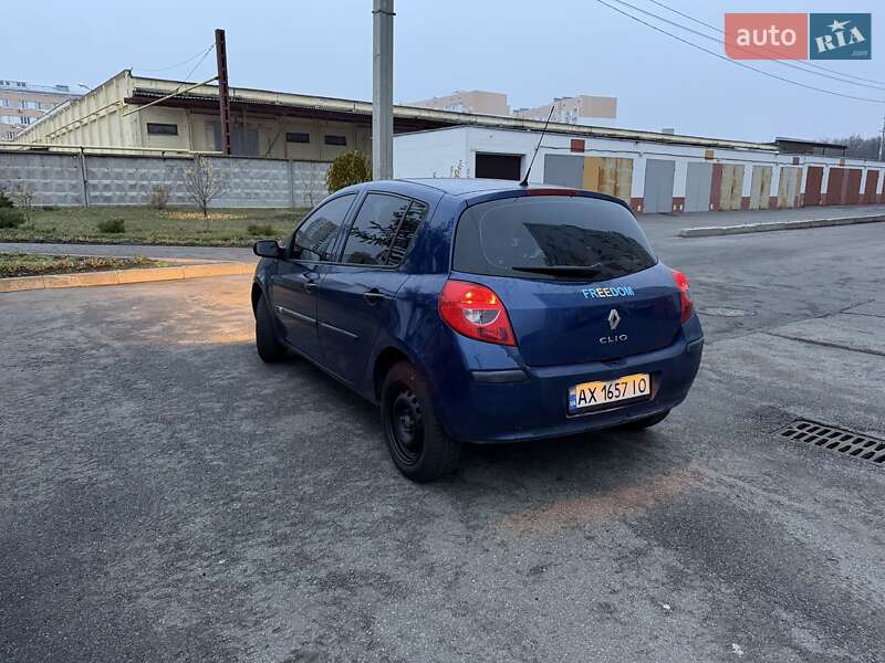 Хэтчбек Renault Clio 2008 в Харькове