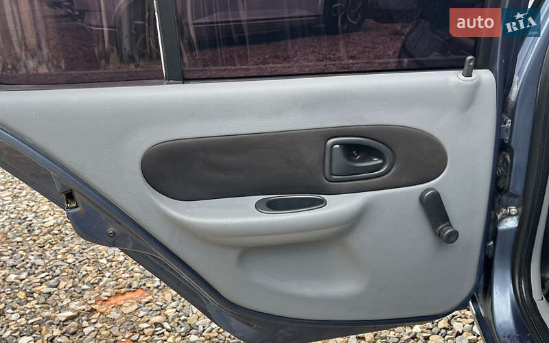 Седан Renault Clio 2008 в Коломые