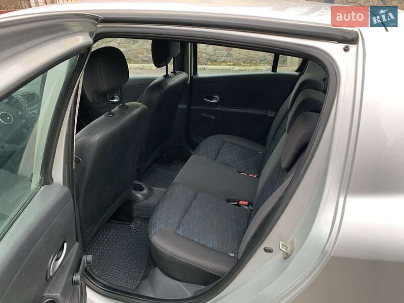 Хэтчбек Renault Clio 2009 в Белой Церкви