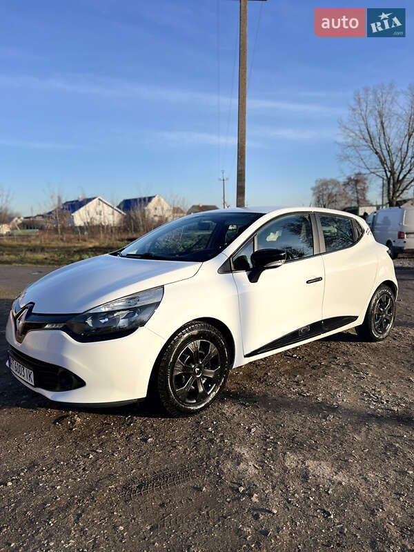 Хэтчбек Renault Clio 2014 в Луцке