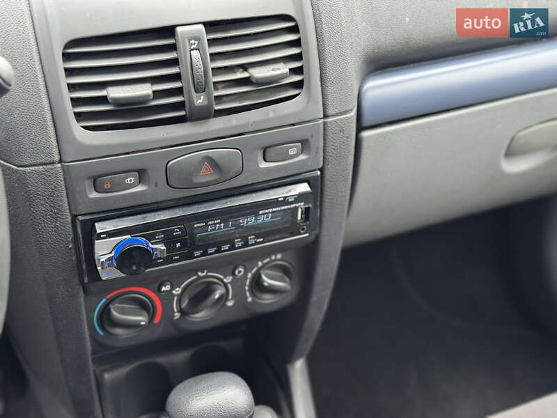 Седан Renault Clio 2008 в Виннице фото 23 Седан Renault Clio 2008 в Виннице