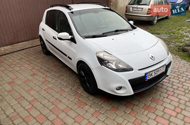 Хэтчбек Renault Clio 2011 в Ровно