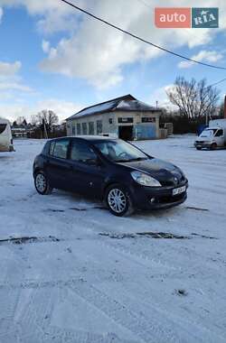 Хэтчбек Renault Clio 2007 в Коломые