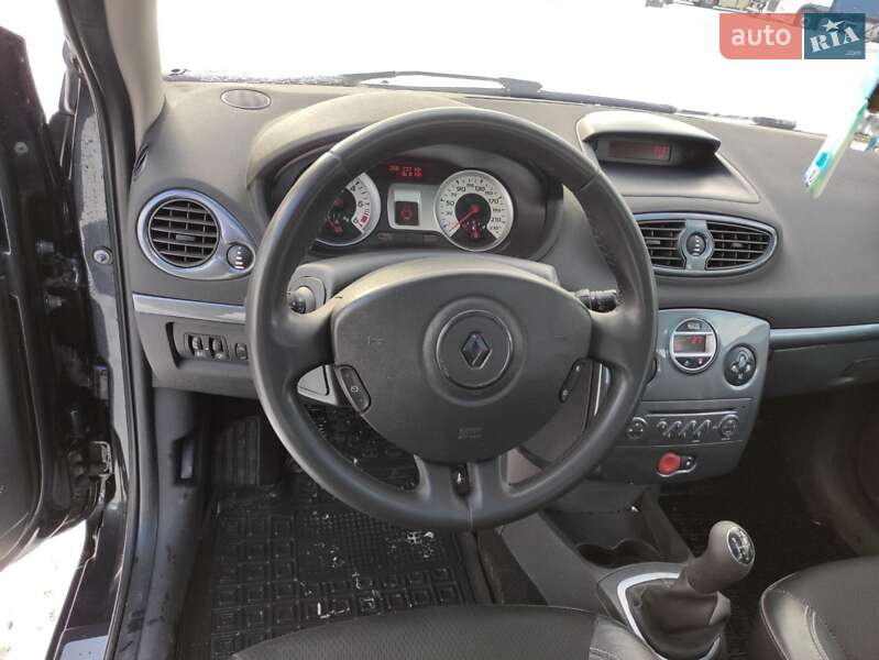 Хэтчбек Renault Clio 2007 в Коломые фото 13 Хэтчбек Renault Clio 2007 в Коломые