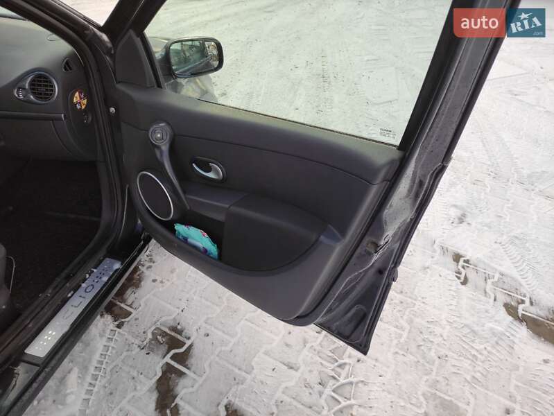 Хэтчбек Renault Clio 2007 в Коломые фото 16 Хэтчбек Renault Clio 2007 в Коломые