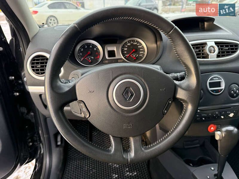 Хэтчбек Renault Clio 2011 в Коломые фото 32 Хэтчбек Renault Clio 2011 в Коломые