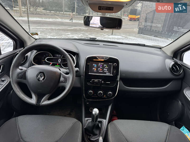 Хетчбек Renault Clio 2013 в Полтаві фото 21 Хетчбек Renault Clio 2013 в Полтаві