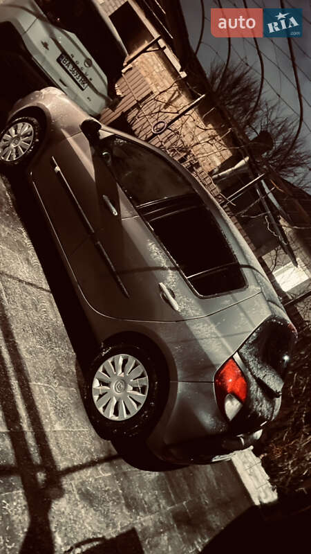 Хэтчбек Renault Clio 2009 в Александрие