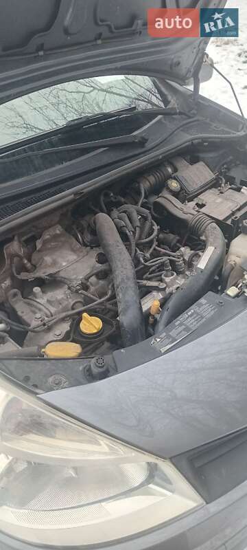 Універсал Renault Clio 2009 в Бродах