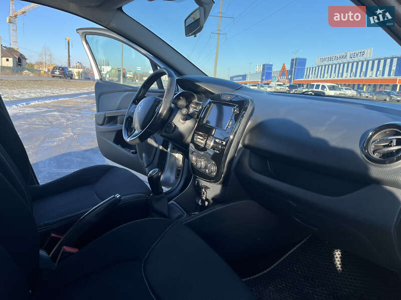 Универсал Renault Clio 2014 в Луцке