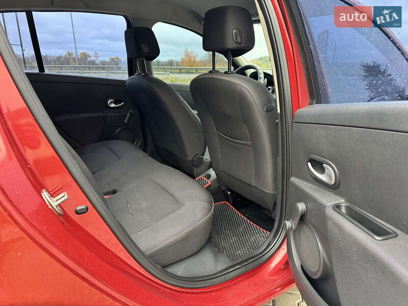 Хэтчбек Renault Clio 2007 в Виннице